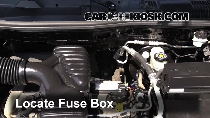 2005 Saturn Vue 2.2L 4 Cyl. Fuse (Engine)